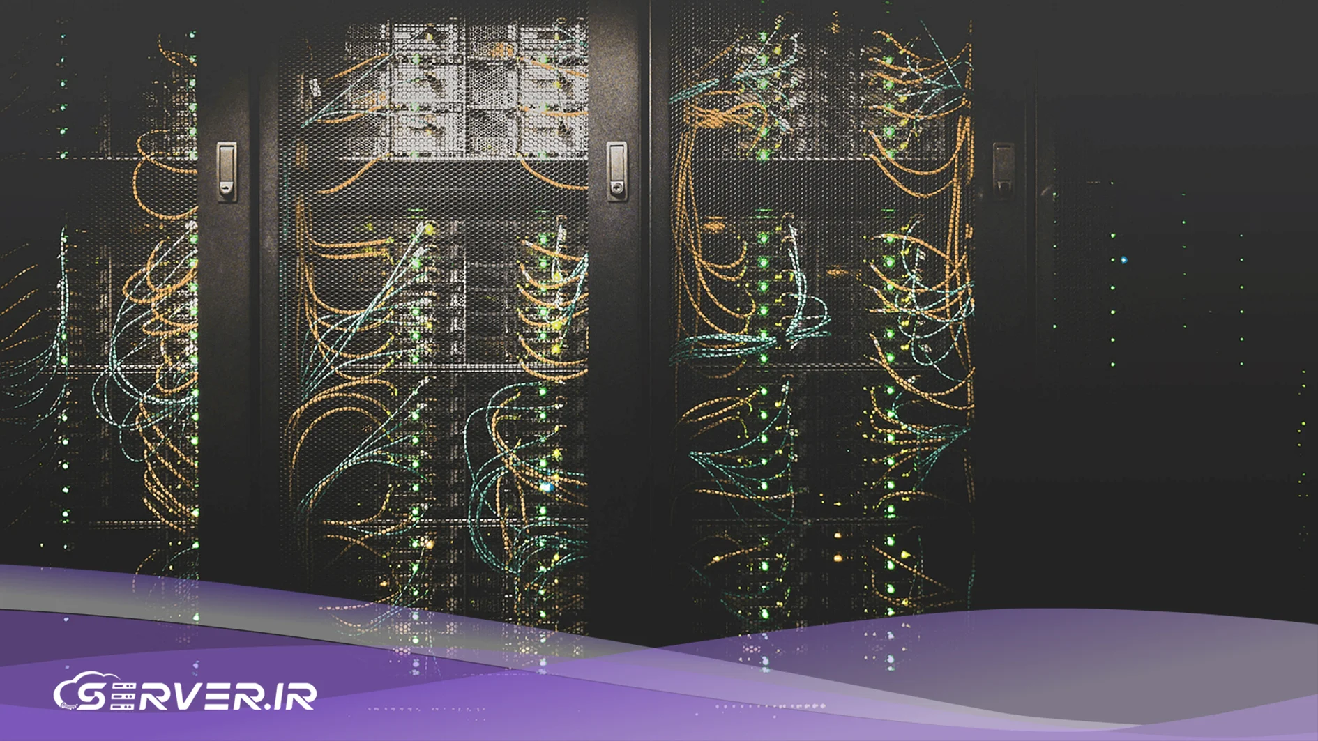 آپ تایم چیست و چرا پایداری سرور برای موفقیت کسب و کار آنلاین حیاتی است؟ ابزارهای حرفهای مانیتورینگ آپ تایم