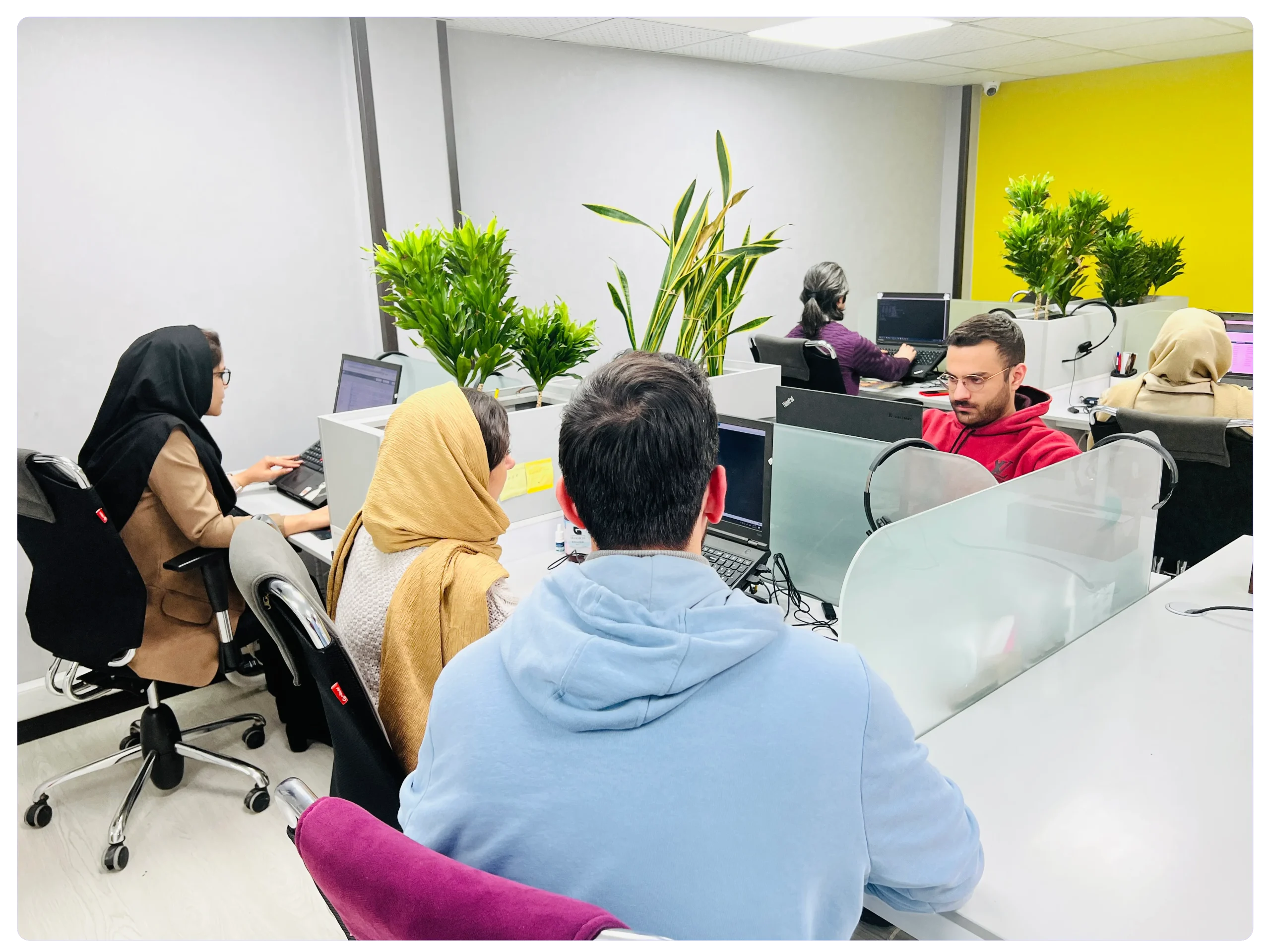 تیم سرور.آی آر
