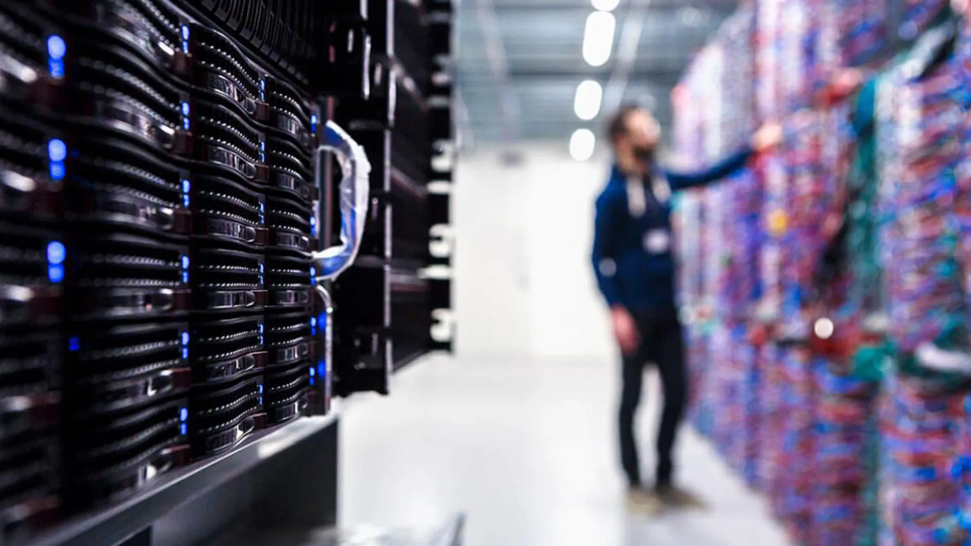 بهینهسازی زیرساخت ثبتنام آنلاین؛ راهکار پایداری در سایتهای با ترافیک بالا و معاملات رقابتی زیرساخت ثبتنام آنلاین